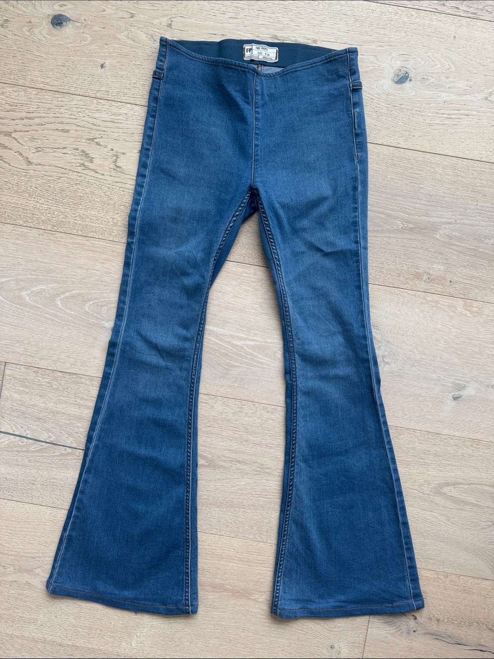 Free People Penny Pull-on Flare Pant, size 26